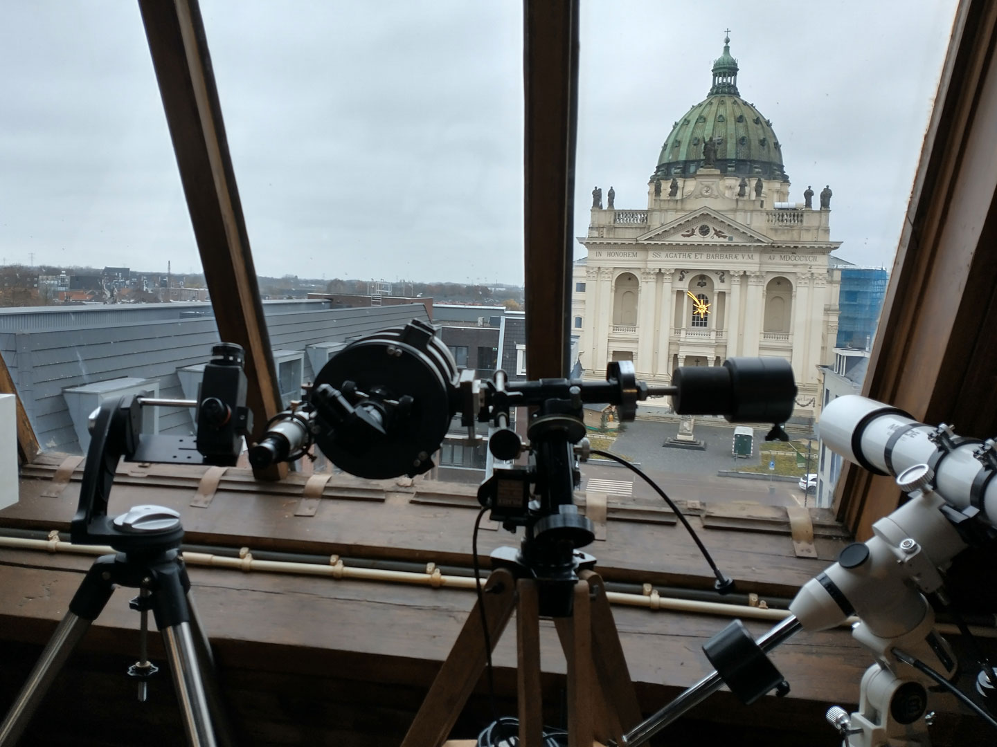 Wat een gebouwen daar in Oudenbosch!